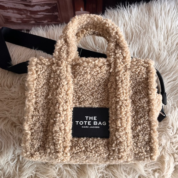 Marc Jacobs Teddy the tote bag small beige EUC - Picture 13 of 16